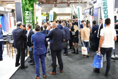 展会也为参展商供给了展现本身实力的